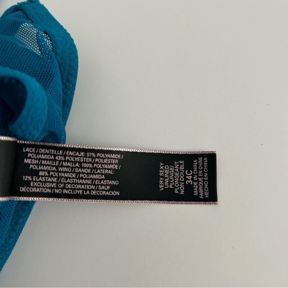 Victoria’s Secret Very Sexy Unlined Plunge Lace Bra | Size 34C - Picture 5 of 5